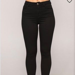 Black fashionnova jeans